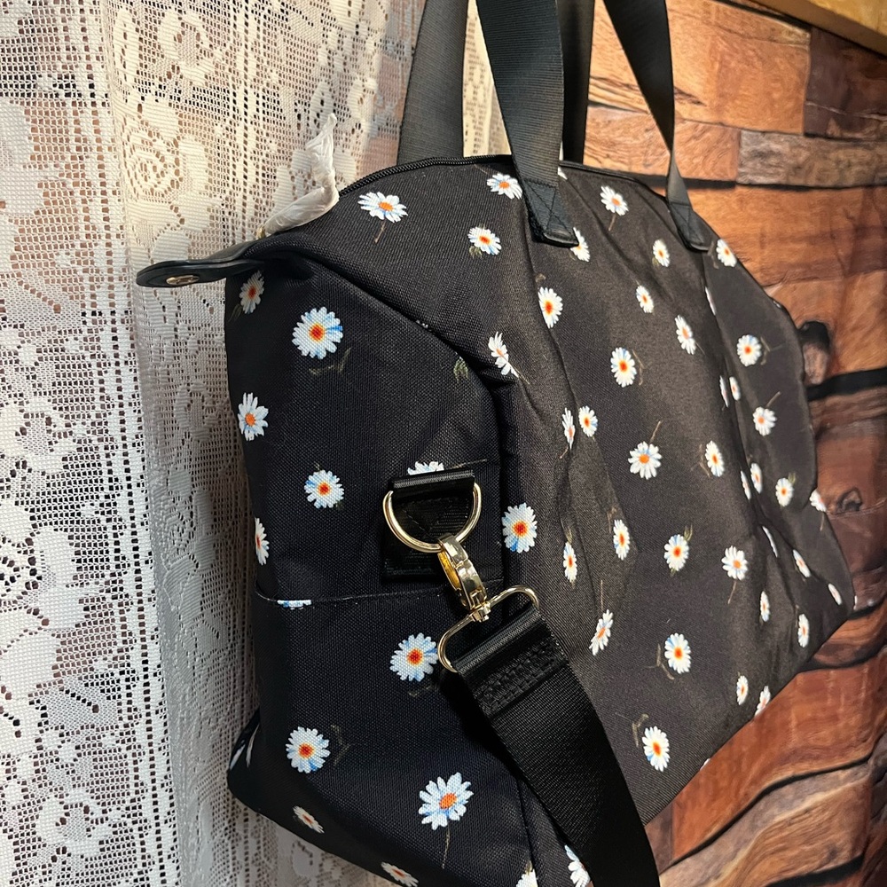 Alice and Olivia Daisy Duffel Weekender Tote Bag - Picture 8 of 13